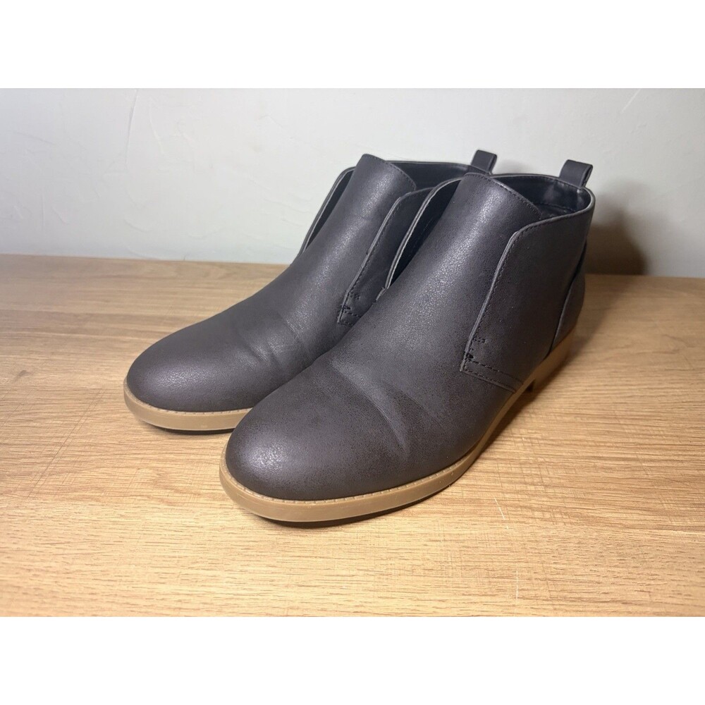 IndiGo Rd Women’s Size 8M Black Ankle Boots Slip On Booties Tan Sole